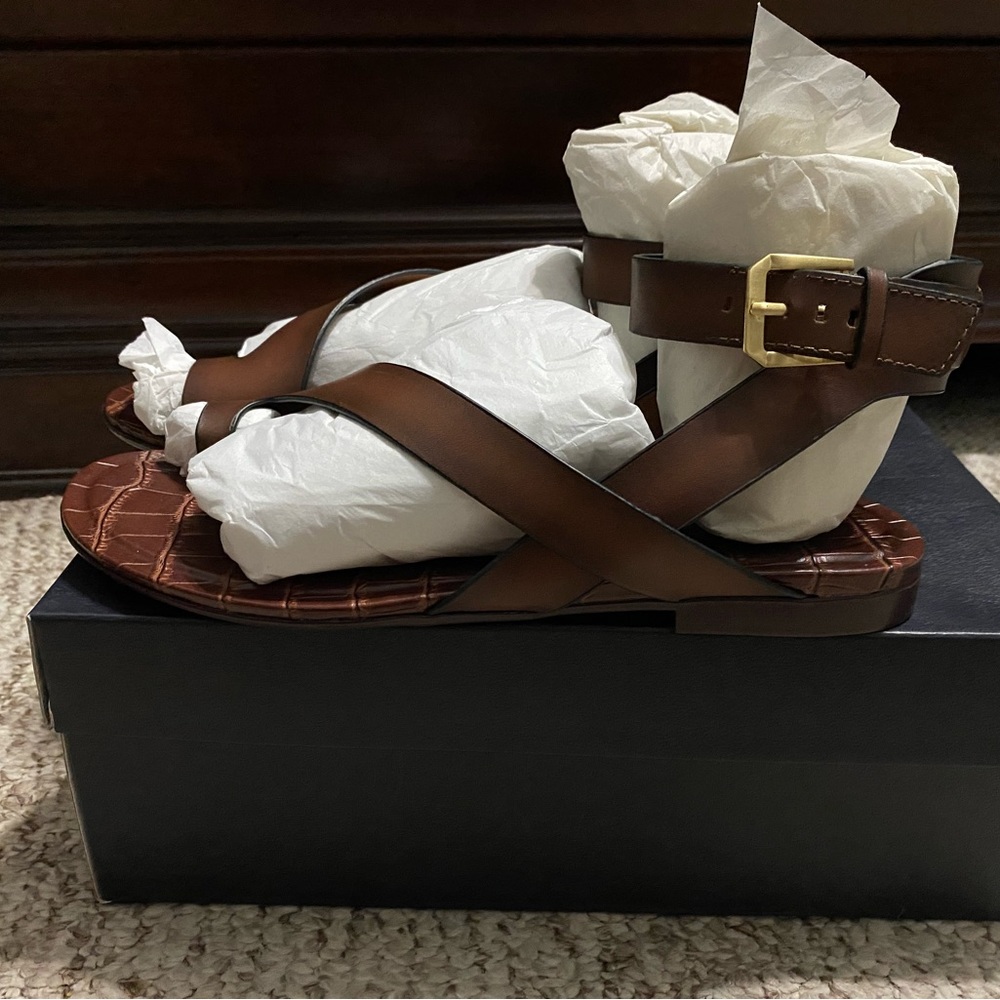 New Naturalizer Sandals - 8.5